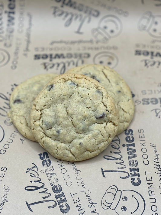 Classic Dozen - Chocolate Chip